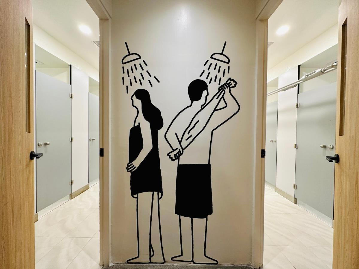 Kw2 Hostel Kaohsiung Dış mekan fotoğraf
