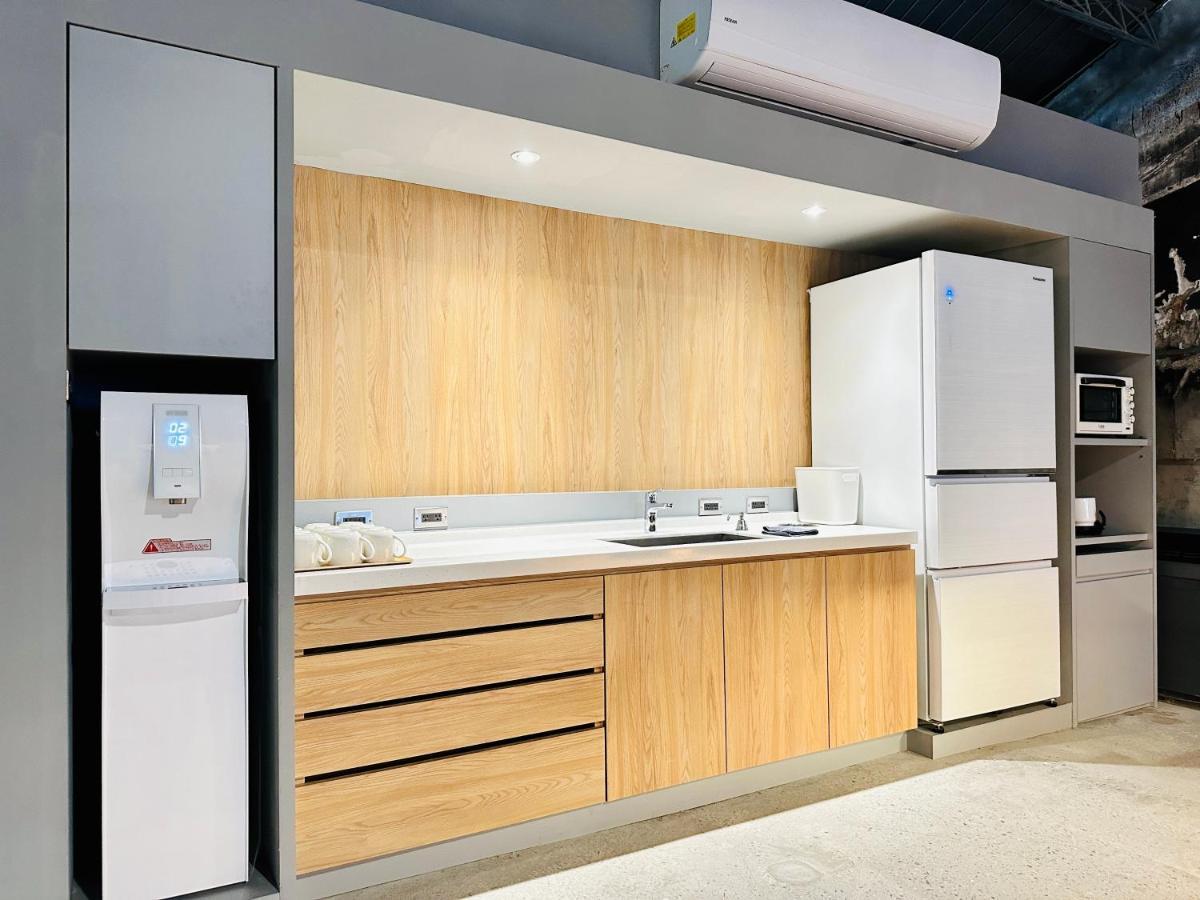 Kw2 Hostel Kaohsiung Dış mekan fotoğraf