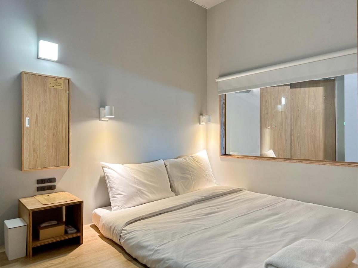 Kw2 Hostel Kaohsiung Dış mekan fotoğraf